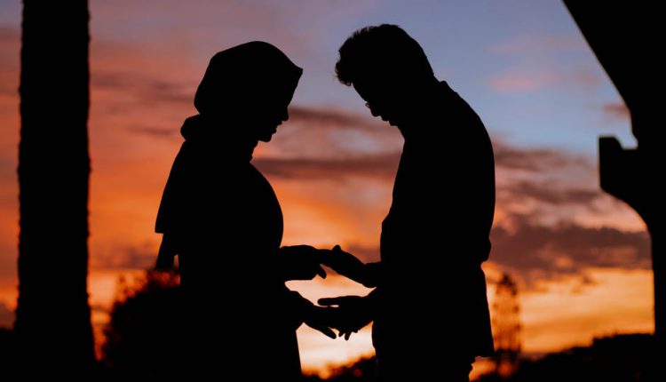 مادری کردن برای شوهر و مرد
