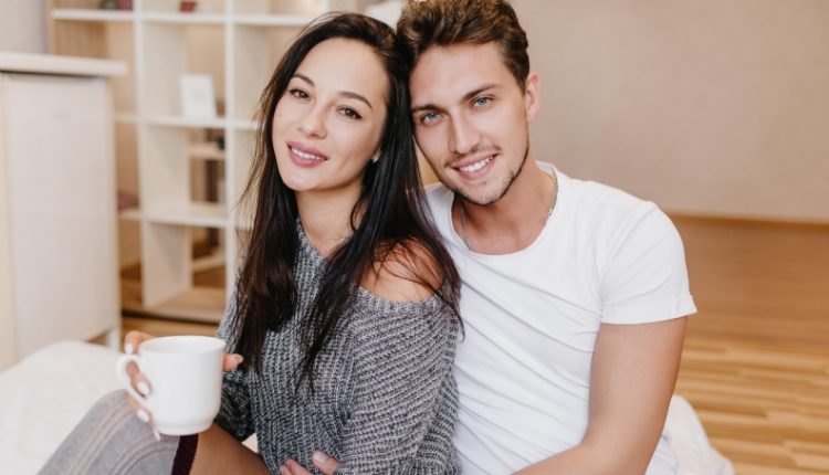 جذب کردن در قرار اول