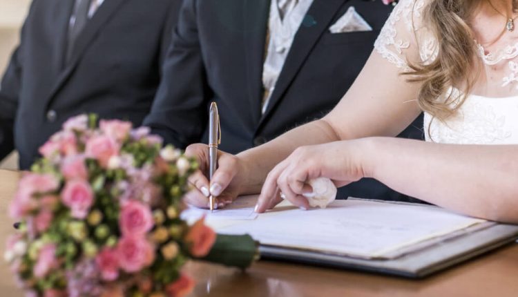 آشکارسازی عروسی با تابلو تجسم