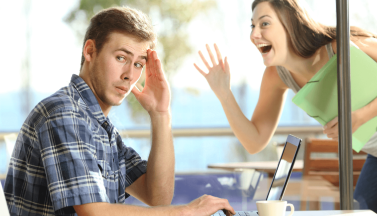 چرا باهام حرف نمیزنه