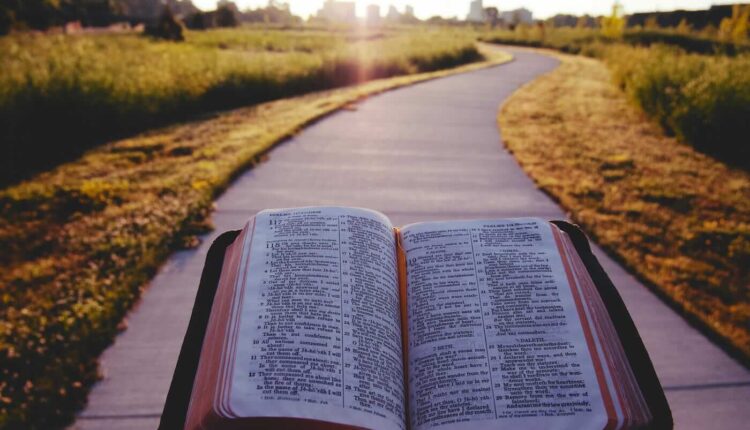 بهبود زندگی با کتاب های رشد معنوی