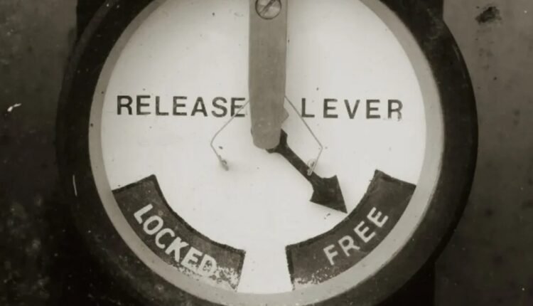 قانون جذب یا رها کردن و تسلیم